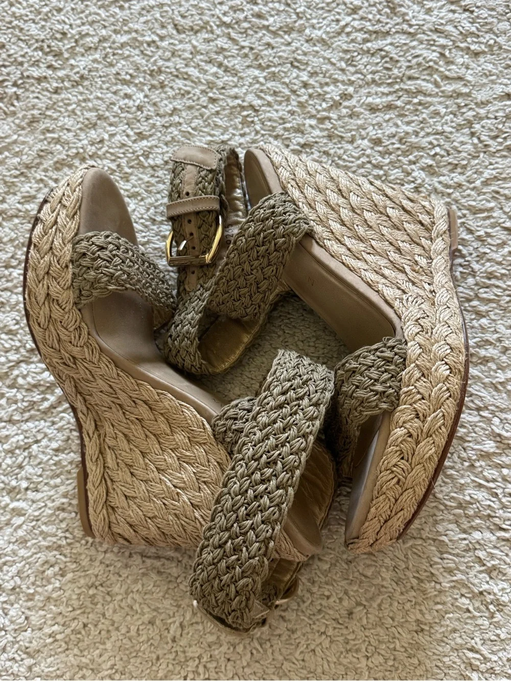 Stuart Weitzman Alex Crochet Espadrille Wedge Sandals Swamp Camel Size 8